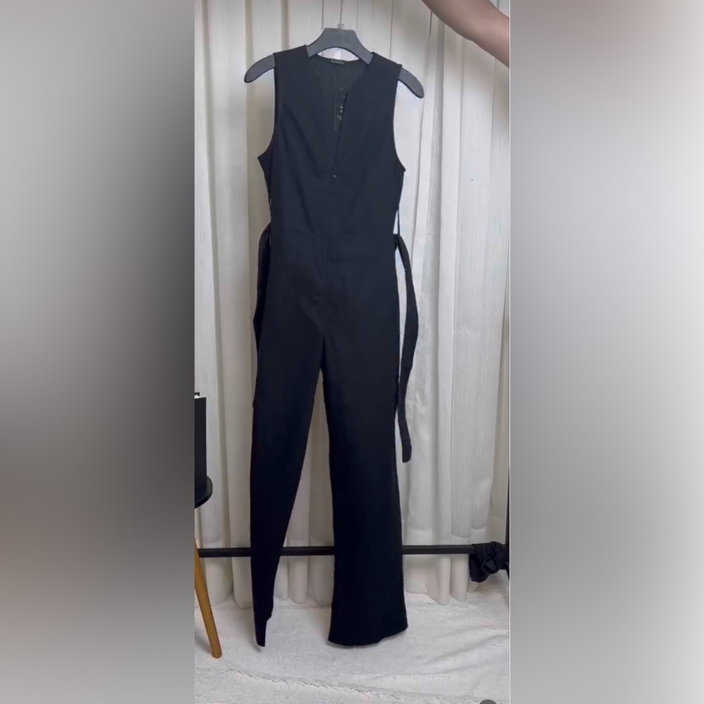 Tailored Black Sleeveless Jumpsuit with Waist Tie